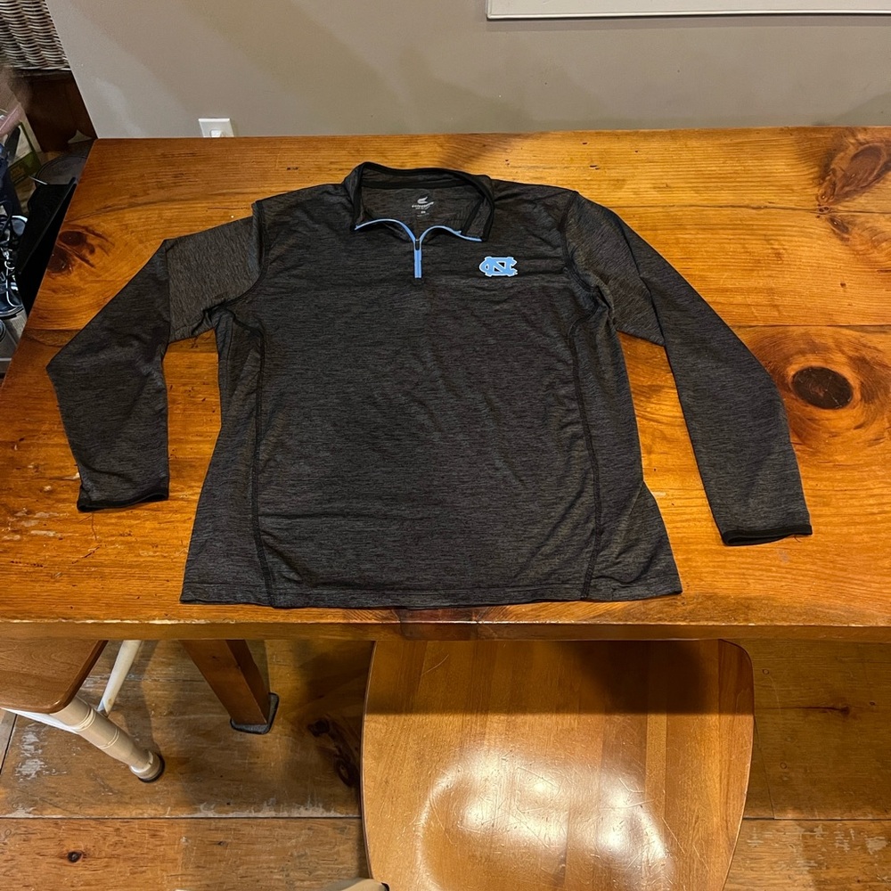 Men’s North Carolina Charcoal Long Sleeve Pullover